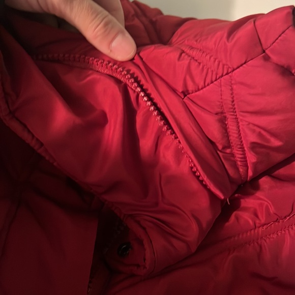 Urban Behavior, red vest, size Small. - Picture 11 of 11